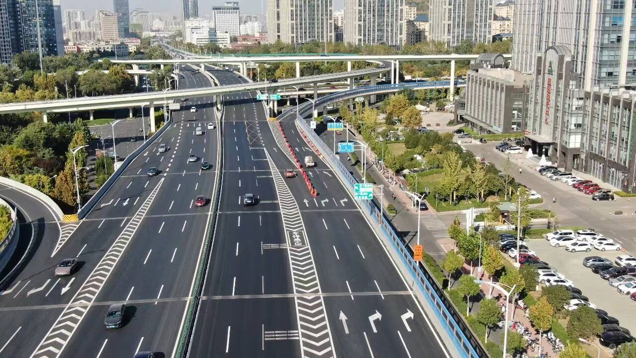 济南道路最新动态，迈向现代化城市的步伐及未来展望